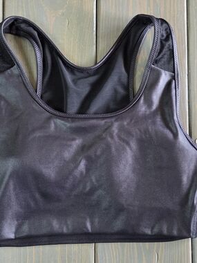 Fabletics Motion365 Shine Sports Bra Black Small NWT Medium Impact